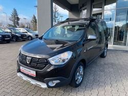 Schwarz Gebraucht 2020 Dacia Dokker Stepway Van / Kleinbus | 16.200 € (Fairer Preis)