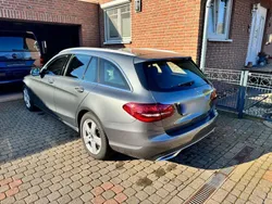 Grau Gebraucht 2018 Mercedes C220 Avantgarde Kombi | 22.399 € (Fairer Preis)