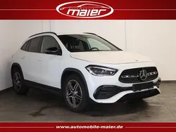 Digitalweiss metalliclack Gebraucht 2022 Mercedes GLA250 AMG line SUV | 30.900 € (Guter Preis)