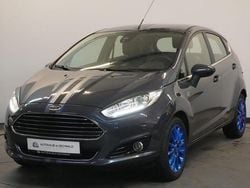 Blau Gebraucht 2013 Ford Fiesta Limousine | 6.352 € (Fairer Preis)