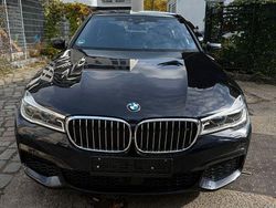Schwarz Gebraucht 2016 BMW 750 M Sport Limousine | 22.999 € (Fairer Preis)