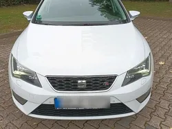 Weiß Gebraucht 2015 Seat Leon ST FR Kombi | 11.300 € (Fairer Preis)