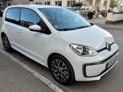 Weiß Gebraucht 2022 VW e-up! Style Kleinwagen | 17.000 € (Fairer Preis)