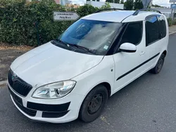 Weiß Gebraucht 2011 Skoda Roomster Family Kombi | 1.799 € (Superpreis)