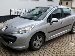 Grau Gebraucht 2009 Peugeot 207 Filou Limousine | 2.200 € (Etwas zu teuer)