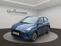 Vibrant blue / mic Neu 2025 Hyundai i10 Trend Kleinwagen | 17.280 € (Guter Preis)