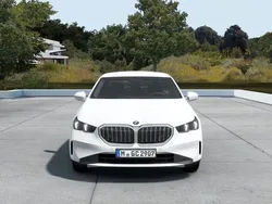 Alpinweiß uni Neu 2024 BMW 540 Sport Line Limousine | 56.309 €