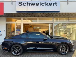 Oilsleck bluepurple Gebraucht 2022 Ford Mustang Fastback Coupé | 39.700 € (Superpreis)