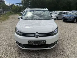 Candyweiß Gebraucht 2013 VW Touran Life Van / Kleinbus | 9.500 € (Fairer Preis)