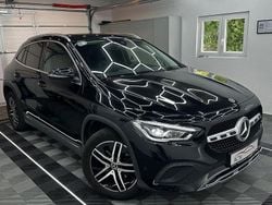 Schwarz Gebraucht 2020 Mercedes GLA200 Progressive SUV | 26.750 € (Fairer Preis)