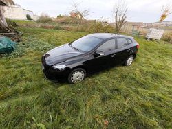 Schwarz Gebraucht 2015 Volvo V40 Kleinwagen | 10.700 €