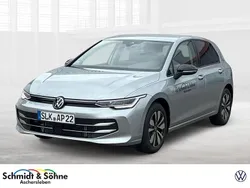 Silber metallic Gebraucht 2025 VW Golf VIII Goal Limousine | 34.980 € (Superpreis)