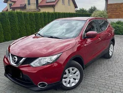Rot Gebraucht 2014 Nissan Qashqai Acenta SUV | 10.800 € (Etwas zu teuer)