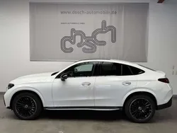 Polarweiß Gebraucht 2024 Mercedes GLC220 AMG Coupé | 65.450 € (Fairer Preis)