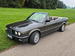 Braun Gebraucht 1987 BMW 325 Cabriolet Cabrio | 28.950 €