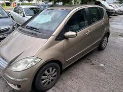 Gold Gebraucht 2005 Mercedes A150 Kleinwagen | 5.999 € (Etwas zu teuer)