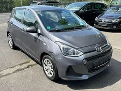 Grau Gebraucht 2019 Hyundai i10 Select Kleinwagen | 9.999 € (Fairer Preis)