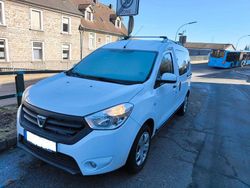 Weiß Gebraucht 2017 Dacia Dokker Lauréate Van / Kleinbus | 7.099 € (Superpreis)