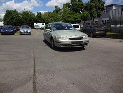 Grün Gebraucht 2005 Renault Laguna GrandTour Privilege Kombi | 700 €