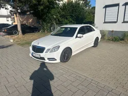 Weiß Gebraucht 2013 Mercedes E220 Avantgarde Limousine | 14.999 € (Teuer)