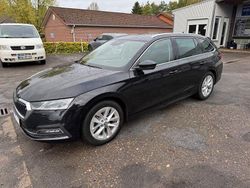 Schwarz Gebraucht 2022 Skoda Octavia Style Kombi | 20.900 € (Guter Preis)