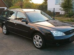 Schwarz Gebraucht 2002 Ford Mondeo Kombi | 2.850 € (Teuer)