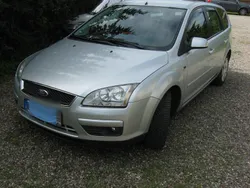 Silber Gebraucht 2007 Ford Focus Ghia Kombi | 590 € (Superpreis)