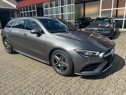 Mountaingrau Gebraucht 2023 Mercedes CLA200 Shooting Brake AMG line Kombi | 29.500 € (Guter Preis)