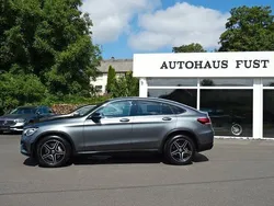 Grau Gebraucht 2020 Mercedes 200 AMG Coupé | 39.700 € (Teuer)
