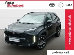 Grau Neu 2025 Toyota Yaris Cross SUV | 28.980 €