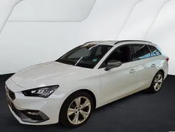 "nevada" weiss Gebraucht 2025 Seat Leon ST FR Kombi | 30.490 € (Fairer Preis)