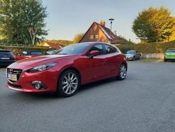 Rot Gebraucht 2016 Mazda 3 Sports-Line Limousine | 12.300 € (Guter Preis)