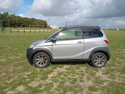 Silber Gebraucht 2018 Aixam Crossline Kleinwagen | 9.500 €