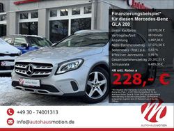 Polarsilber metalliclack Gebraucht 2017 Mercedes GLA200 Urban SUV | 18.970 € (Fairer Preis)