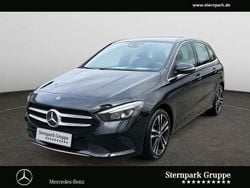 Schwarz Gebraucht 2019 Mercedes B200 Edition 1 Van / Kleinbus | 22.890 € (Fairer Preis)