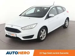 Frozen white Gebraucht 2018 Ford Focus Trend Kleinwagen | 11.470 € (Fairer Preis)