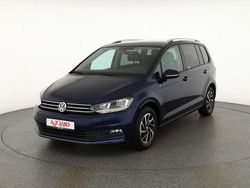 Blau Gebraucht 2018 VW Touran Join Van / Kleinbus | 20.990 € (Teuer)