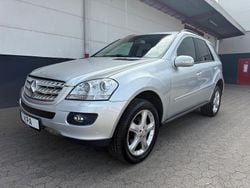Silber Gebraucht 2007 Mercedes ML280 SUV | 11.490 € (Etwas zu teuer)