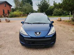 Blau Gebraucht 2010 Peugeot 207 Kombi | 2.800 € (Guter Preis)