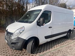 Weiß Gebraucht 2019 Renault Master Van / Kleinbus | 11.999 €