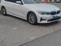 Weiß Gebraucht 2019 BMW 320 Advantage Limousine | 22.490 € (Etwas zu teuer)