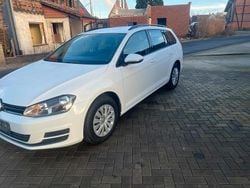 Weiß Gebraucht 2016 VW Golf VII Kombi | 10.650 € (Guter Preis)