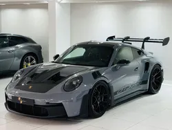 Grau Gebraucht 2024 Porsche 911 GT3 RS Coupé | 324.992 € (Etwas zu teuer)