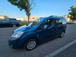Blau Gebraucht 2010 Citroën Berlingo Van / Kleinbus | 4.790 € (Fairer Preis)