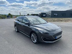Grau Gebraucht 2020 Ford Focus Vignale Kombi | 16.800 € (Guter Preis)