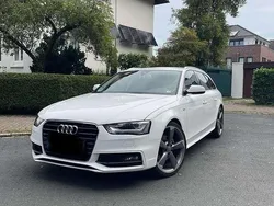 Weiß Gebraucht 2015 Audi A4 Attraction Kombi | 12.750 € (Fairer Preis)