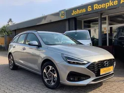 Silber Neu 2025 Hyundai i30 Advanced Kombi | 25.490 € (Fairer Preis)