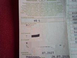 Grau Gebraucht 2004 Nissan Almera Tino Van / Kleinbus | 1.350 € (Fairer Preis)