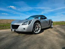 Silber Gebraucht 2002 Opel Speedster Cabrio | 18.000 €