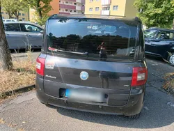 Schwarz Gebraucht 2005 Fiat Multipla Van / Kleinbus | 3.199 €